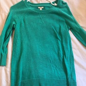 Like new green sweater